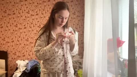 Chloe online show from 04.25.26