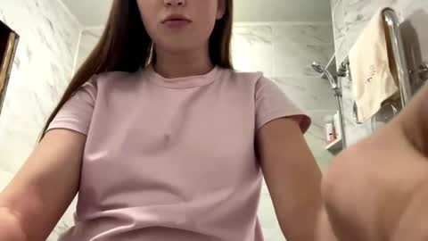 Chloe online show from 06.03.26