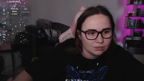 mari moore online show from 10.31.25