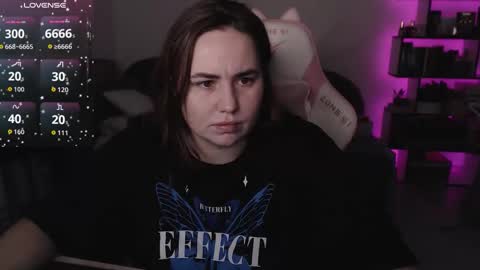 mari moore online show from 11.29.25