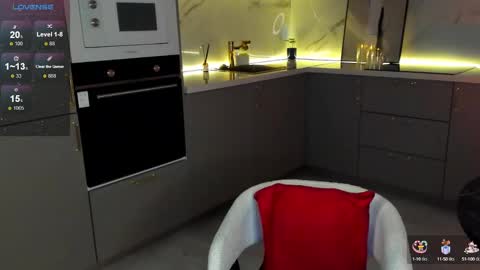 Snapshot of mari_nett chatting on 01.09.25 mari_nett online show from 01.09.25