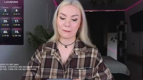 Snapshot of maria_shy_lii chatting on 06.16.26 maria_shy_lii online show from 06.16.26