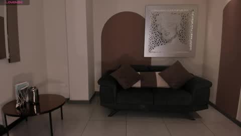 MARIA HERRERA  online show from 10.22.25