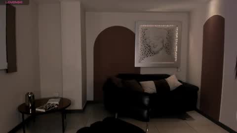 MARIA HERRERA  online show from 11.09.25