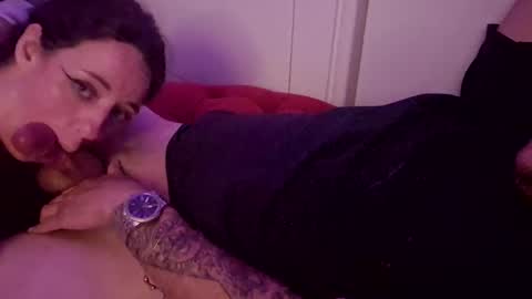 MariahJade95 online show from 10.04.25