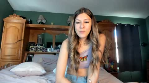 Snapshot of mariahpinkkitty chatting on 05.19.26 Pinkkitty online show from 05.19.26