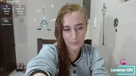 Snapshot of mariam_wish1 chatting on 06.09.26 mariam_wish1 online show from 06.09.26
