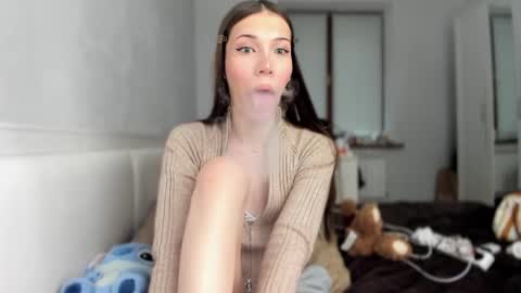 Snapshot of mariamceleste chatting on 05.23.26 Mariam online show from 05.23.26