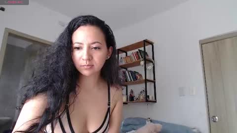 Snapshot of mariamualata chatting on 06.23.26 mariamualata online show from 06.23.26