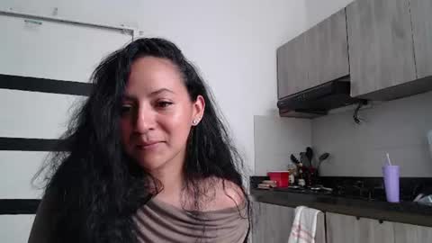 Snapshot of mariamualata chatting on 07.15.26 mariamualata online show from 07.15.26