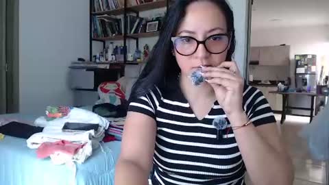 Snapshot of mariamualata chatting on 07.30.26 mariamualata online show from 07.30.26