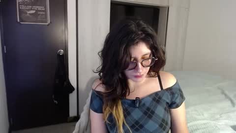 Mariana online show from 11.23.25