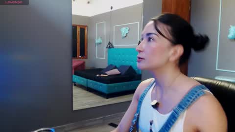 Mariana online show from 01.14.26