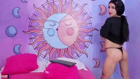 mariana_16_ online show from 10.17.25