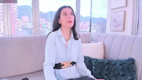 Snapshot of mariana__thompson chatting on 07.22.26 mariana__thompson online show from 07.22.26