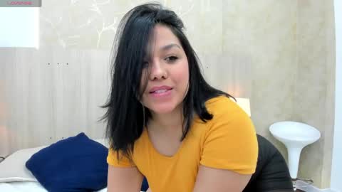 Snapshot of mariana_allen chatting on 05.07.26 Mariana Allen online show from 05.07.26