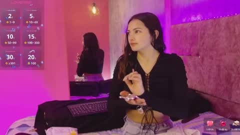 Snapshot of mariana_chs chatting on 05.26.26 Mariana online show from 05.26.26