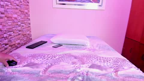 mariana mauricio online show from 02.14.25