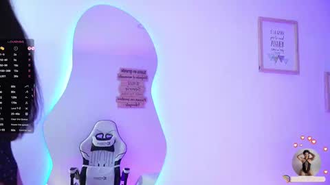 Mariana  online show from 10.09.25