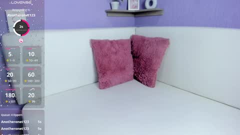 Snapshot of mariana_rossi_ chatting on 02.24.25 mariana_rossi_ online show from 02.24.25