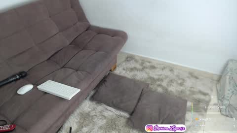 Mariana  online show from 02.18.25