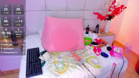 marianls01 online show from 05.22.26
