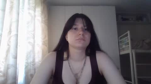 Snapshot of marianmollberg chatting on 06.24.26 Marian online show from 06.24.26