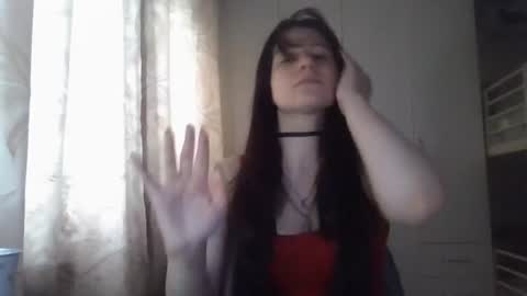 Snapshot of marianmollberg chatting on 06.25.26 Marian online show from 06.25.26