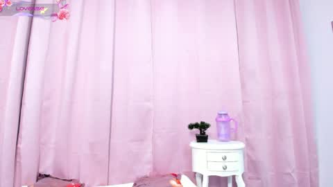 Snapshot of marianrosse chatting on 05.08.26 marianrosse online show from 05.08.26