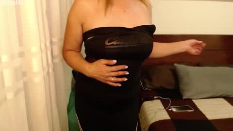 Snapshot of mariansweet chatting on 01.17.26 Marian online show from 01.17.26