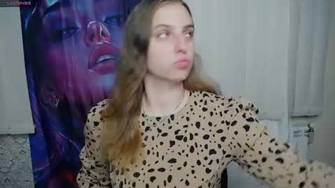 Snapshot of mariatess_ chatting on 07.07.26 Mariia online show from 07.07.26
