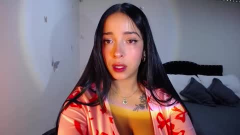 Snapshot of marie_daved chatting on 09.12.25 Nicolle online show from 09.12.25