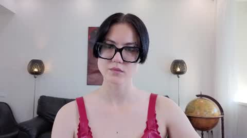 Snapshot of marie_fitch chatting on 06.09.26 Marie Fitch online show from 06.09.26