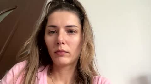 Snapshot of marie_marie03 chatting on 11.28.25 Marie online show from 11.28.25