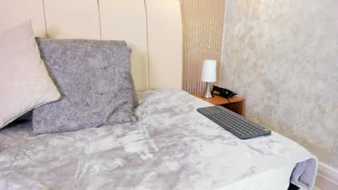 M A R I E online show from 04.09.26