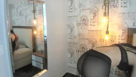 MARIE  online show from 11.27.25