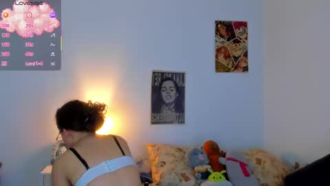 Snapshot of marieetaylor chatting on 04.25.26 Mariee online show from 04.25.26