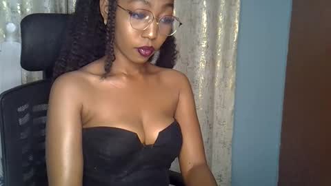 Snapshot of mariejuana_bliss chatting on 09.09.25 mariejuana online show from 09.09.25
