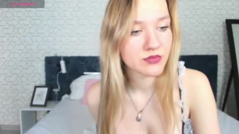 mariel_brown online show from 12.20.24