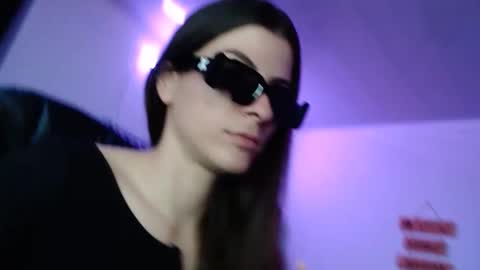 Snapshot of mariel_sins21 chatting on 02.08.25 Mariie online show from 02.08.25