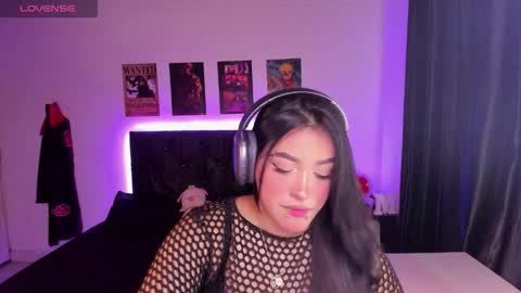 Snapshot of mariiana_hasper chatting on 10.19.25 Mariana Hasper online show from 10.19.25