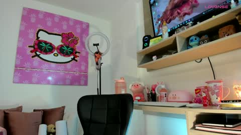 Snapshot of mariianna_lopez_ chatting on 01.03.25 Mariana online show from 01.03.25