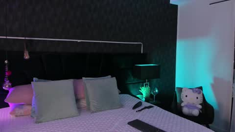 Snapshot of mariianna_lopez_ chatting on 03.03.25 Mariana online show from 03.03.25