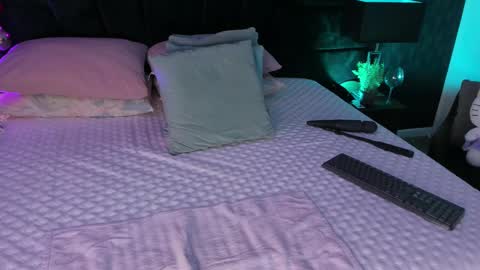 Snapshot of mariianna_lopez_ chatting on 03.07.25 Mariana online show from 03.07.25