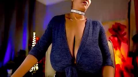 Nikita - Scroll down and read my bio please. New Pictures in Bio online show from 12.19.25