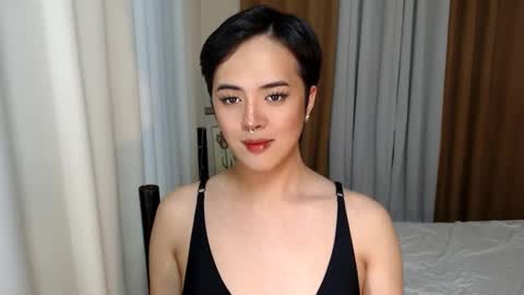 Snapshot of marikosue01 chatting on 02.23.25 marikosue online show from 02.23.25