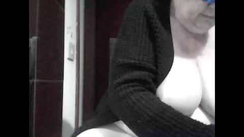 marilu64 online show from 11.05.25