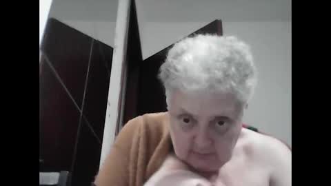 Snapshot of marilu64 chatting on 05.03.26 marilu64 online show from 05.03.26