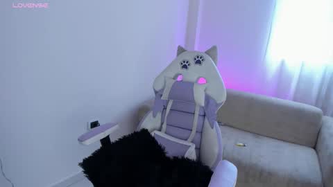 marllyn bonny online show from 10.02.25