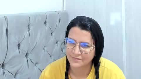 Snapshot of marilyn_garcia chatting on 01.12.25 MARILYN SEXY online show from 01.12.25